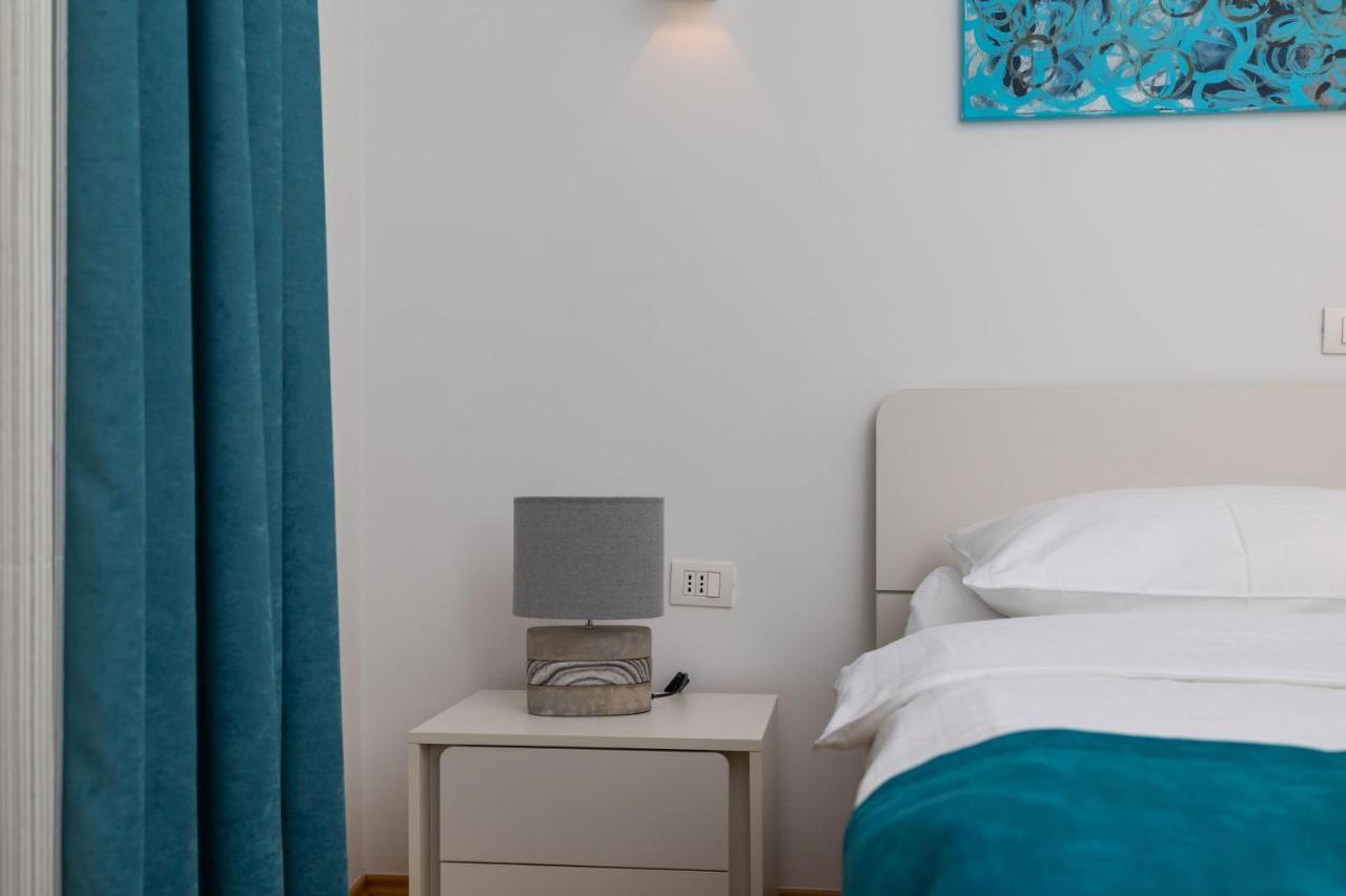 Apartments Lea ポドストラナ エクステリア 写真